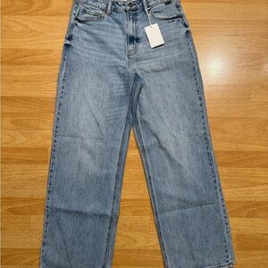 Cello Light Blue Straight Leg Women's Jeans Waist 32 Brand New With the tags